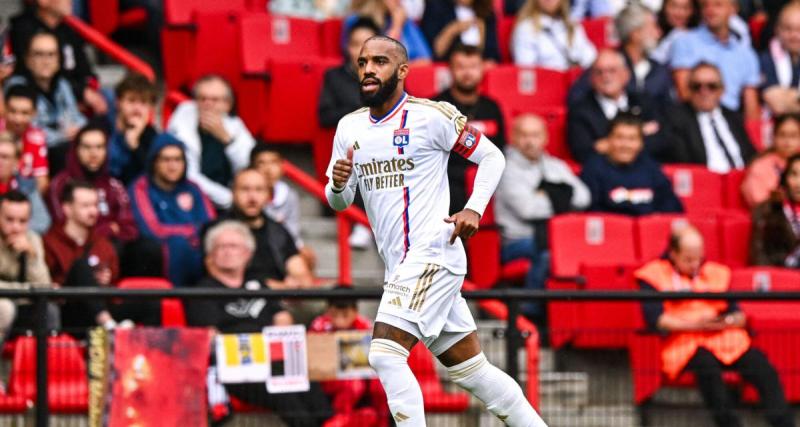  - OL : "Je pense que le jaune suffisait" confie Lacazette après son expulsion contre Montpellier 