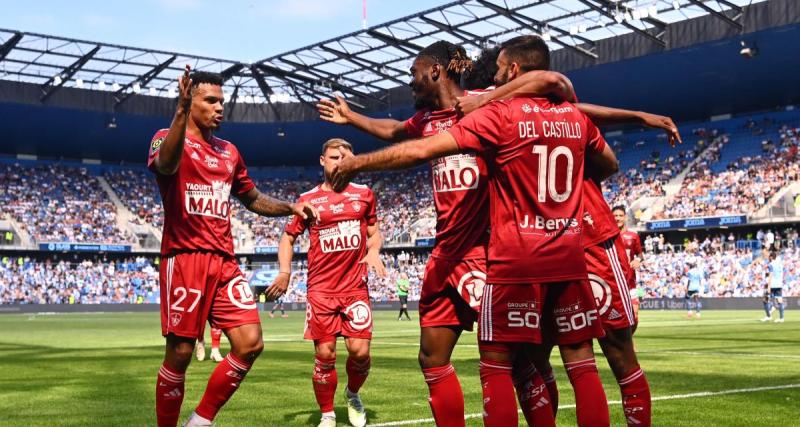 - Brest : six joueurs bloqués dans un ascenseur avant la victoire au Havre