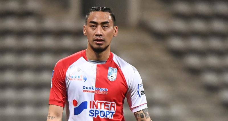  - Foot Amateur : Billy Ketkeophomphone rebondit en R2 (off)