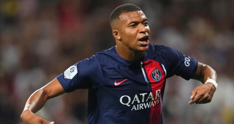  - PSG - RC Lens: Mbappé fait chavirer le Parc des Princes pour son retour