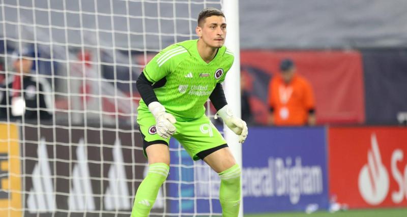  - Chelsea officialise la signature d'un nouveau gardien