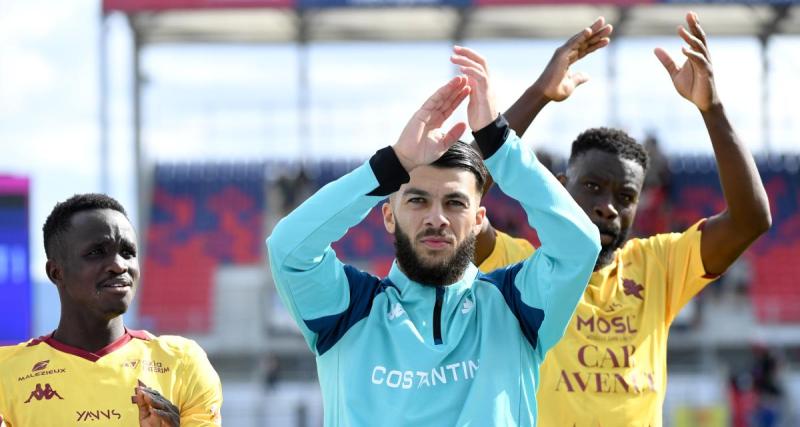  - Metz : la communion entre joueurs et supporters après la victoire à Clermont