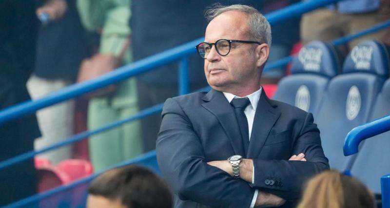  - PSG - Mercato : une agente lâche une balle perdue sur Luis Campos
