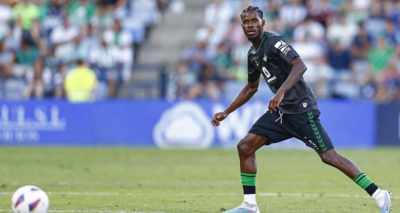  - Mercato en direct : l'OL tient son numéro 6, Wijnaldum vers le Golfe, Brahimi prêté à Brest, ...