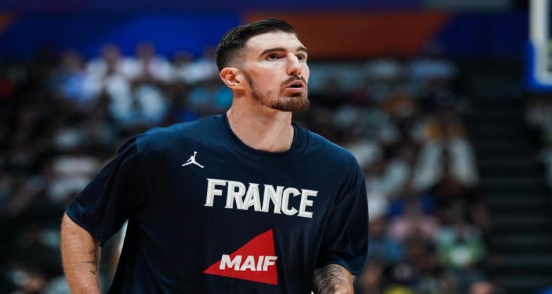  - "On ne peut pas rester sur cette image de notre équipe" regrette De Colo