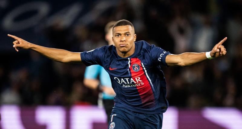  - OL - PSG : Mbappé frappe sur penalty en quatre minutes !