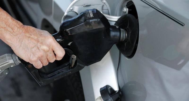  - L'idée d'une ristourne sur les carburants enflamme la sphère politique