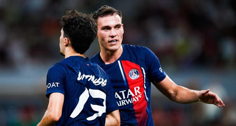  - PSG, Real Madrid : Fede Valverde adoube Manuel Ugarte