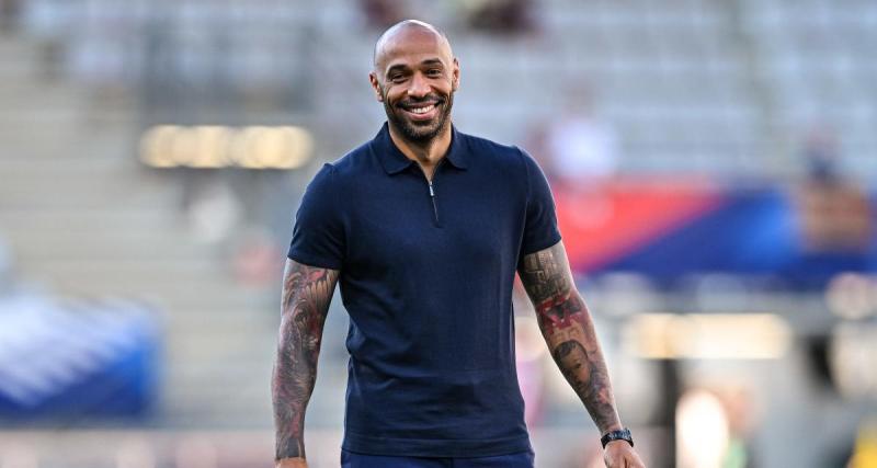  - France - Danemark Espoirs : quand les Danois se prennent en photo avec ... Thierry Henry