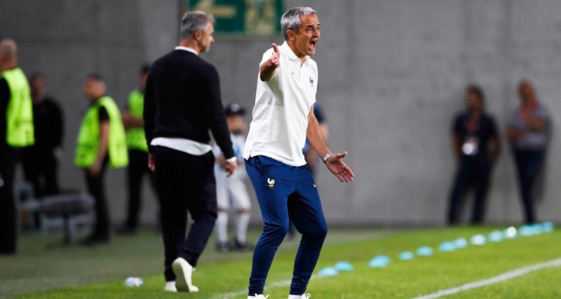  - Équipe de France U18 : Jean-Luc Vannuchi félicite ses joueurs après la victoire contre le Japon 