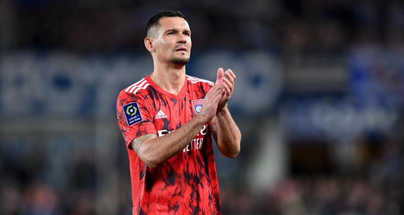  - "Vous êtes une des raisons de mon retour à Lyon" : les mots forts de Lovren après le départ de Laurent Blanc
