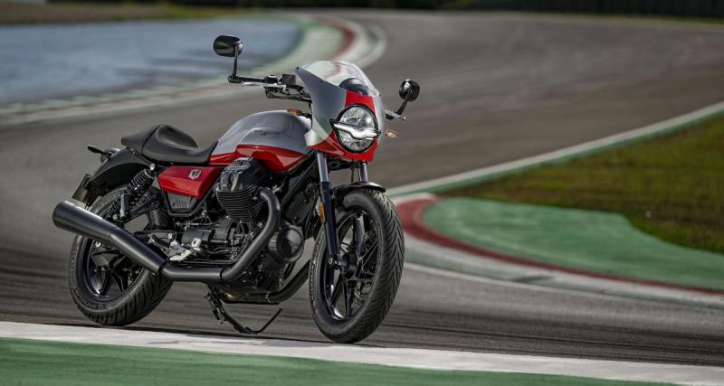  - Moto Guzzi dévoile une V7 Stone Corsa