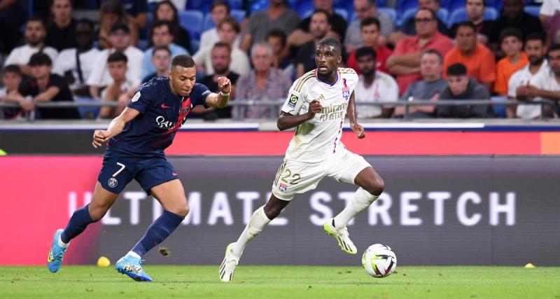  - OL : Clinton Mata remercie Laurent Blanc