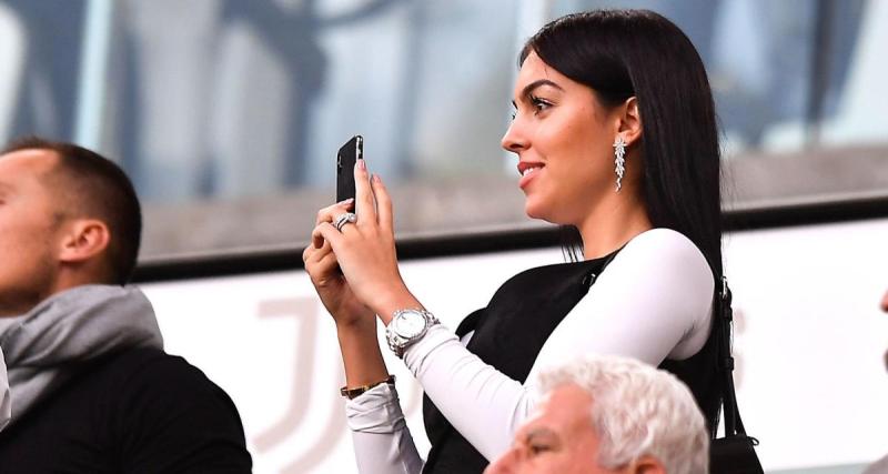  - Georgina Rodriguez, madame Cristiano Ronaldo, s’offre un nouvel écart ! 