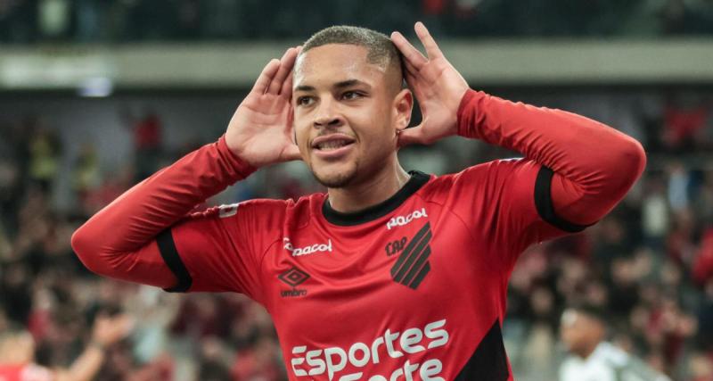  - Barça : Vitor Roque cet hiver à Barcelone ? Deco répond