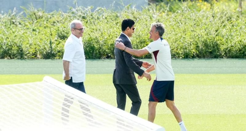  - PSG - Mercato : une sérieuse menace plane sur les dirigeants parisiens 