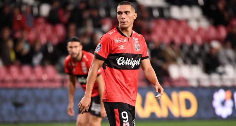  - Ligue 2 : Guingamp écrase Ajaccio (3-0) au Roudourou