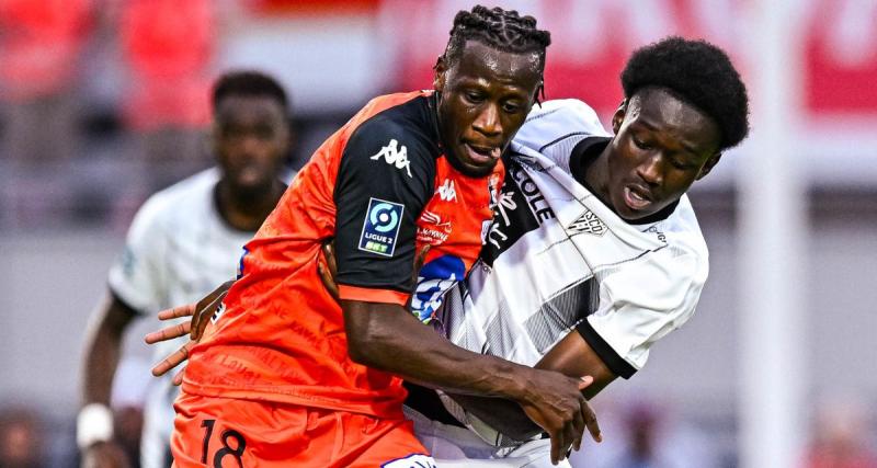  - Ligue 2 : Laval toujours leader, Saint-Etienne enchaîne