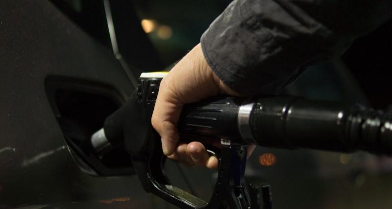  - La "triple aberration" de Bruno Le Maire sur les carburants