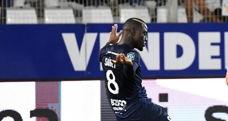  - Pau : le but du milieu de terrain de Saivet à Bastia