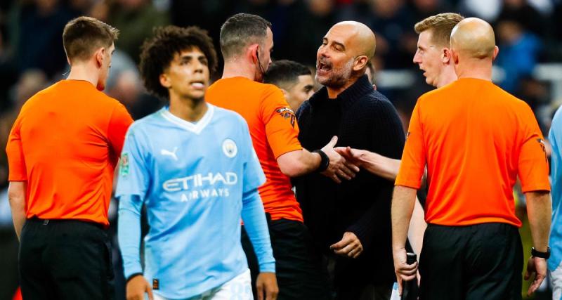  - Manchester City : Guardiola s'est accroché avec l'arbitre après sa défaite