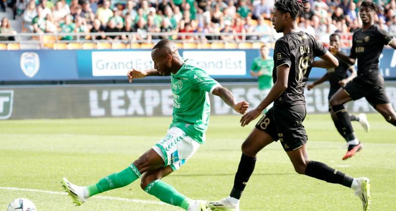  - L'ASSE et Moueffek crucifient Troyes