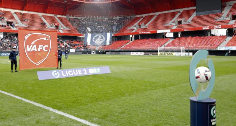  - Valenciennes : un défenseur central s'engage avec le club (off)