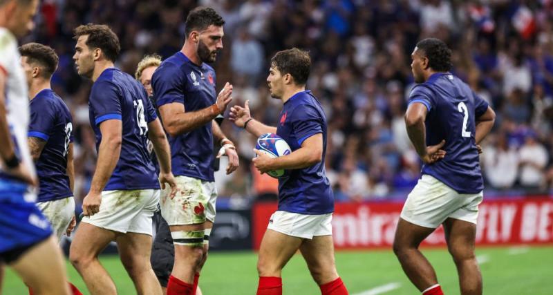  - XV de France : les Bleus sont arrivés à Lyon en présence des supporters 