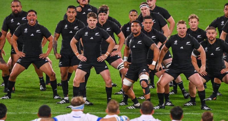  - Les All Blacks annihilent l'Uruguay et se qualifient en quarts de finale