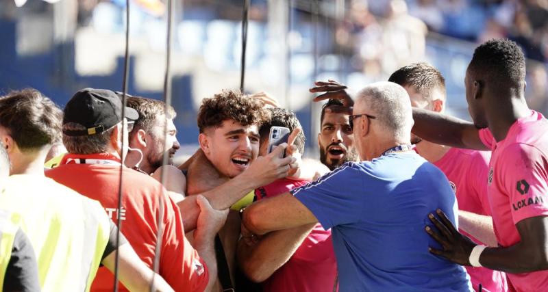  - L1 : un match interrompu après un jet de pétard, un doigt d’honneur lancé vers les supporters ! 