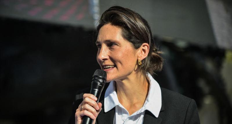  - Chants homophobes : le ministère des sports incite les clubs professionnels à mener un "combat collectif"