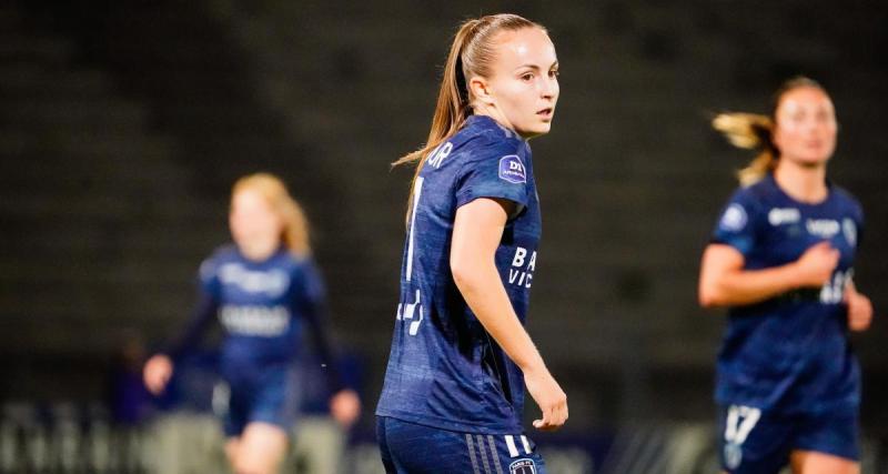  - D1 Arkema : le superbe coup-franc de Julie Dufour (Paris FC) contre Guingamp en vidéo