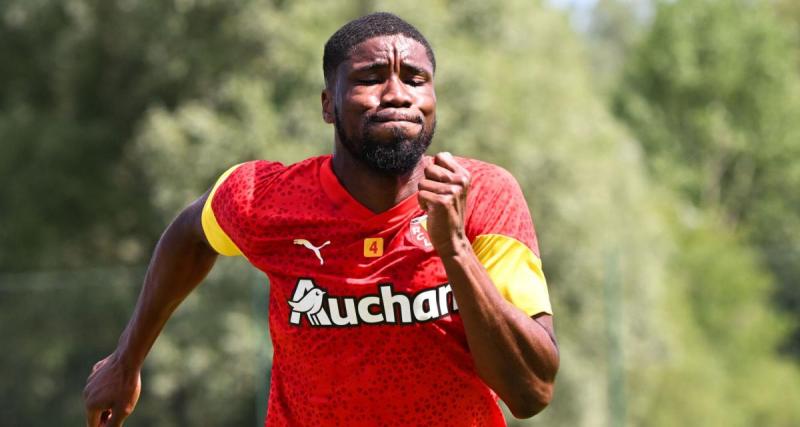  - RC Lens : un titulaire blessé en sélection est rentré en urgence ! 