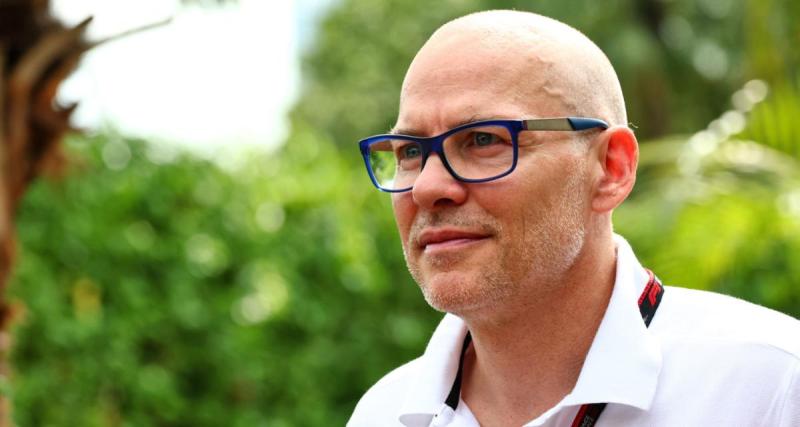  - F1 - Jacques Villeneuve balance du lourd sur Ferrari 