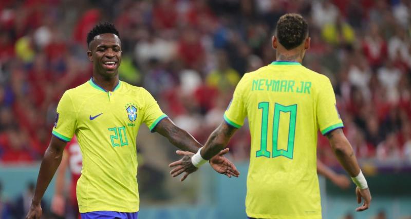  - Brésil : Vinicius tente un dribble à la Neymar et se rate complètement