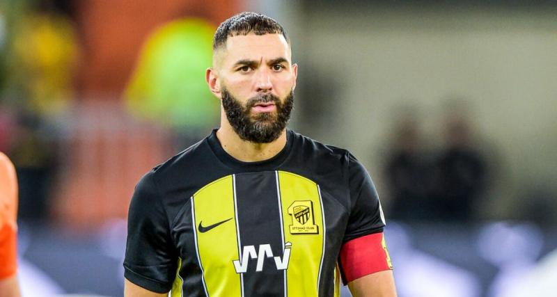  - À Marine Le Pen de charger violemment Karim Benzema !