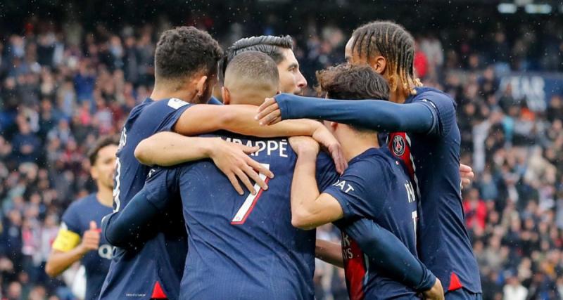  - Le PSG leader provisoire après sa victoire contre Strasbourg 