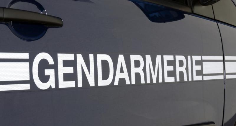  - Après une soirée trop arrosée, il percute la voiture des gendarmes en pleine nuit