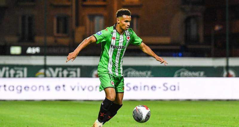  - Bousculé, le Red Star fait le break à la pause contre Cholet