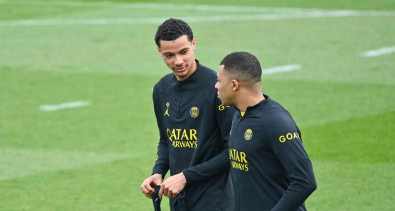  - PSG : Hugo Ekitike malmené par Mbappé et ses coéquipiers