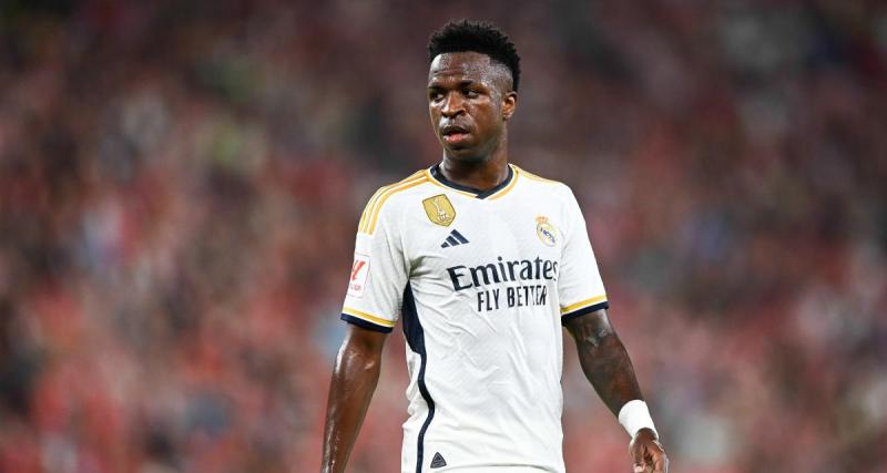  - Barça - Real Madrid : l'échange un brin tendu entre Xavi et Vinicius