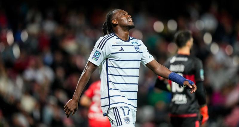  - Bordeaux - Rodez : Elis exclu après le coup de sifflet final pour un coup de tête sur Haag