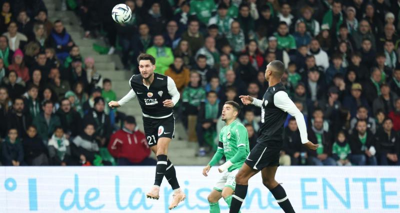  - Saint-Etienne et Angers se neutralisent à la pause
