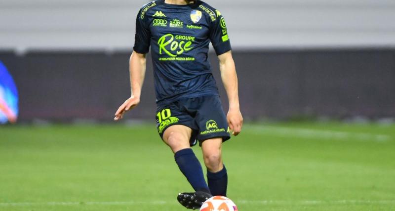  - Saint-Brieuc : la tempête Ciaran a fait des dégâts au stade Fred-Aubert