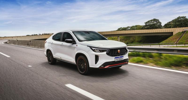  - Abarth Fastback : le SUV coupé piqué par le Scorpion