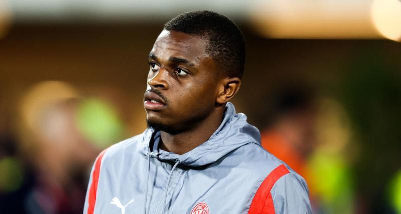  - Un Français du Milan AC absent quatre mois, après une opération de la cuisse