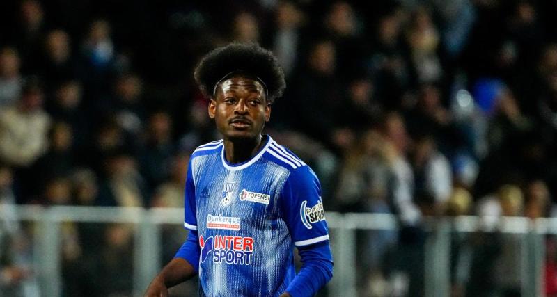  - Avranches : le magnifique but de Pierre contre Le Mans