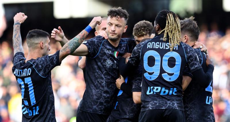  - Naples s'impose contre la Salernitana et se rapproche des équipes de tête