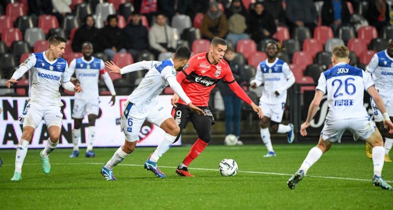  - Battu par Guingamp, Auxerre manque l'occasion de monter sur le podium