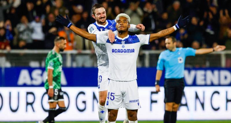  - L'ASSE prend une claque, Laval tombe... Scores surprises en Ligue 2 !